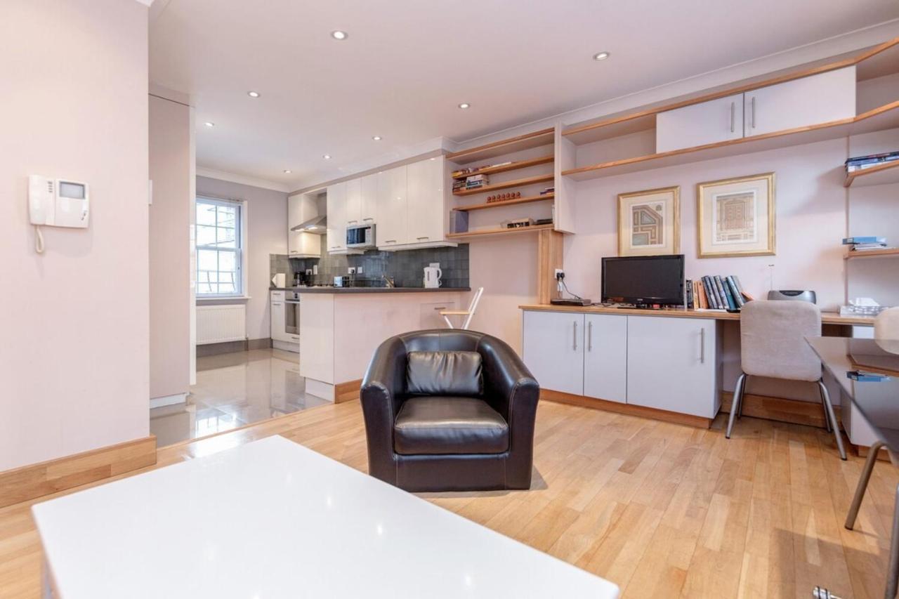 Beautiful 1 Bedroom Apartment In Victoria Londen Buitenkant foto