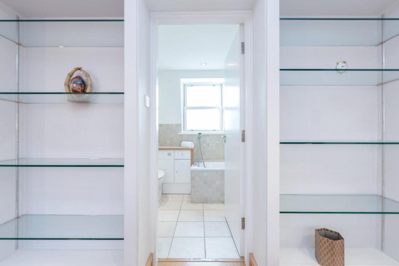 Beautiful 1 Bedroom Apartment In Victoria Londen Buitenkant foto